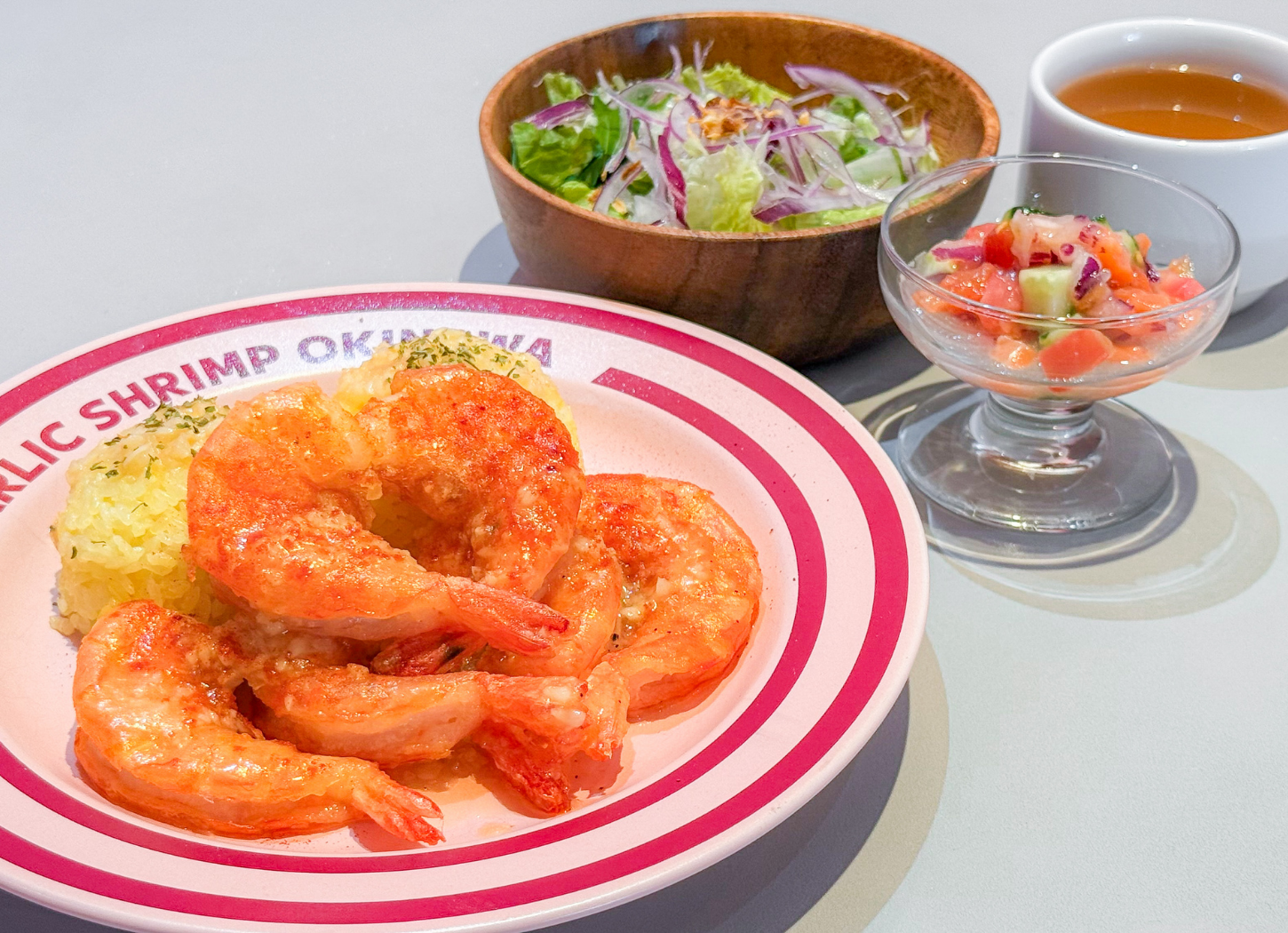沖縄県恩納村 THE GARLIC SHRIMP ガーリックシュリンプ専門店 Island Plate