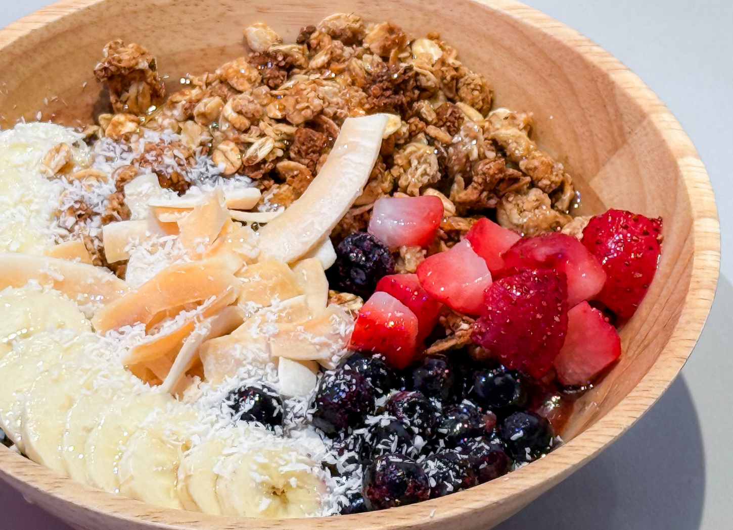 沖縄県恩納村 THE GARLIC SHRIMP ガーリックシュリンプ専門店 ACAI BOWL